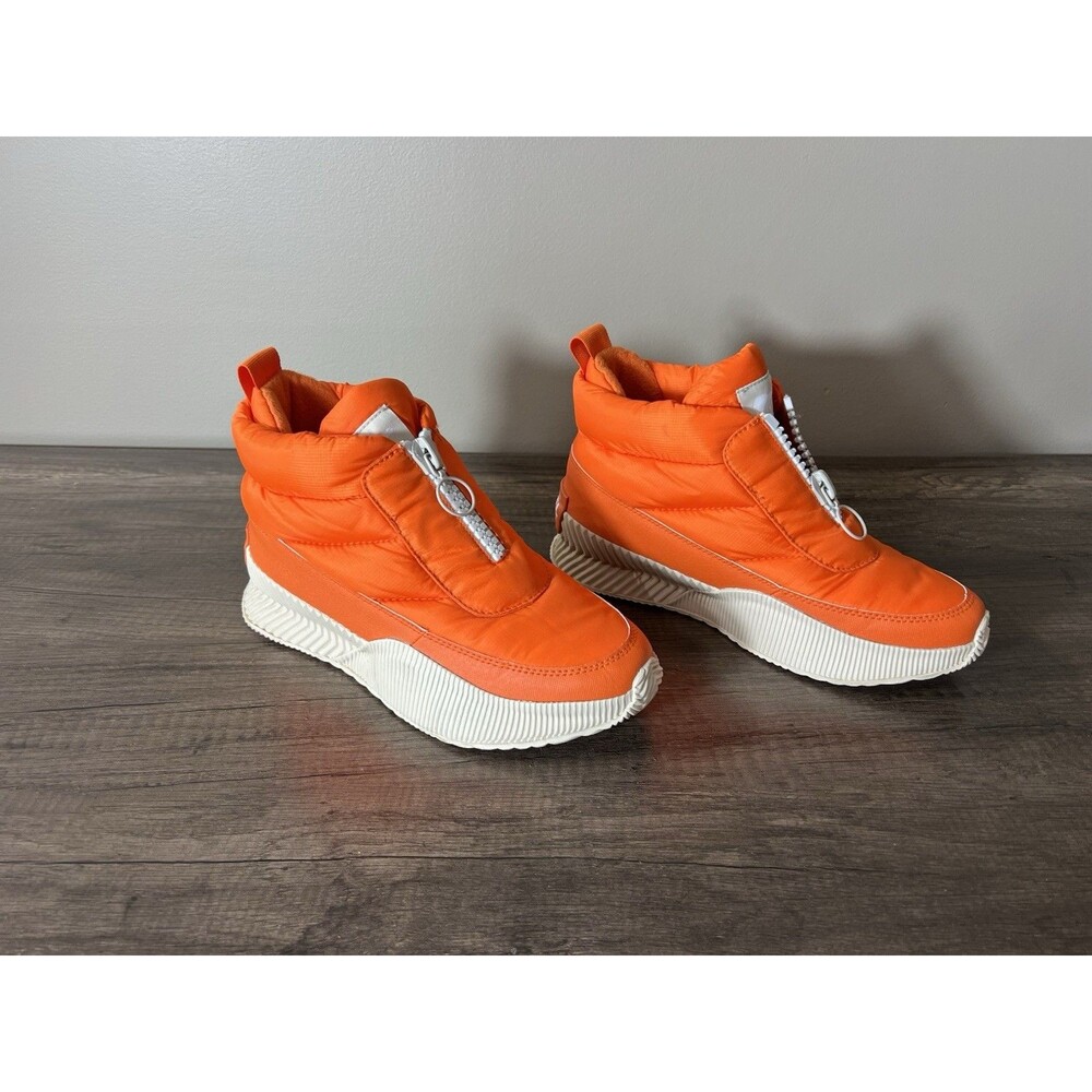 Sorel Out N About Puffy Zip Boot Orange Womens 8